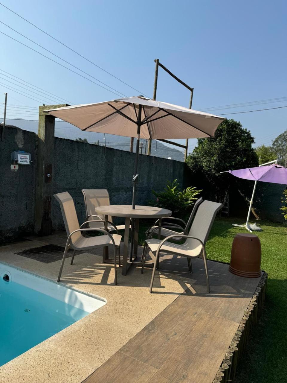 فيلا Casa Piscina Jardim أوباتوبا المظهر الخارجي الصورة
